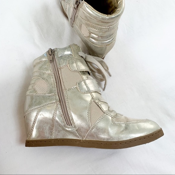 Steve Madden gold wedge sparkly sneaker - Picture 10 of 14